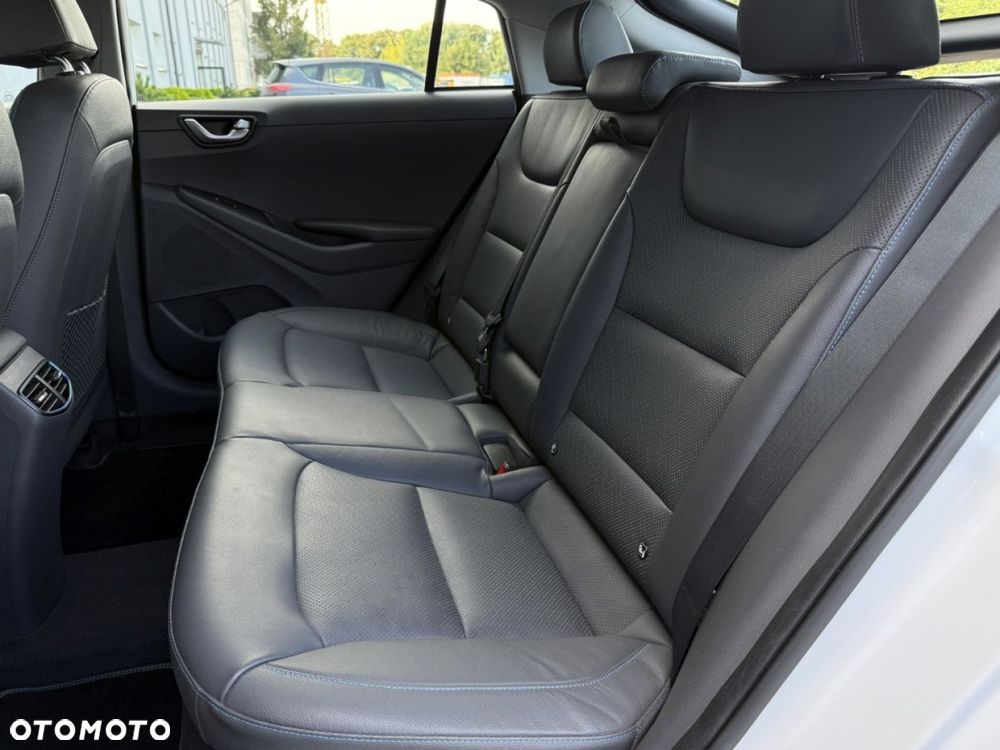 Hyundai IONIQ hybrid Premium - 34