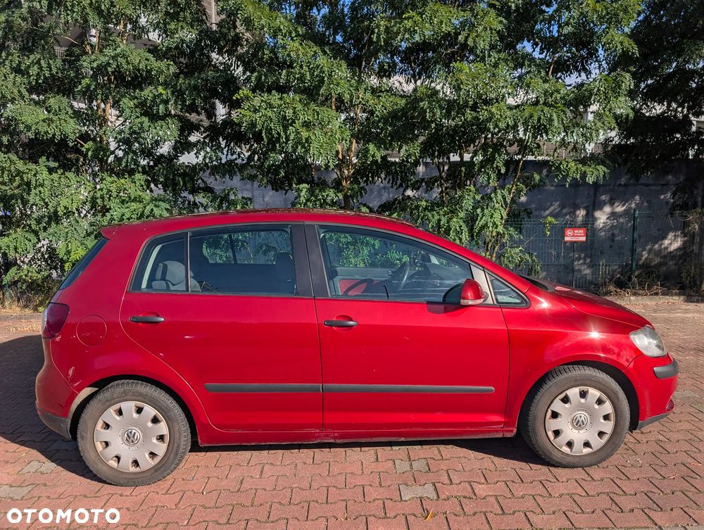 Volkswagen Golf 1.6 FSI Trendline - 3