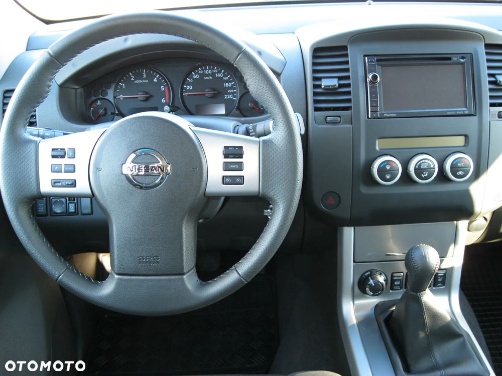 Nissan Navara 2.5 D LE I-Way - 8