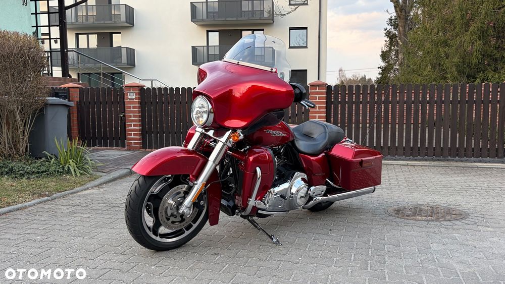 Harley-Davidson Touring Street Glide - 6