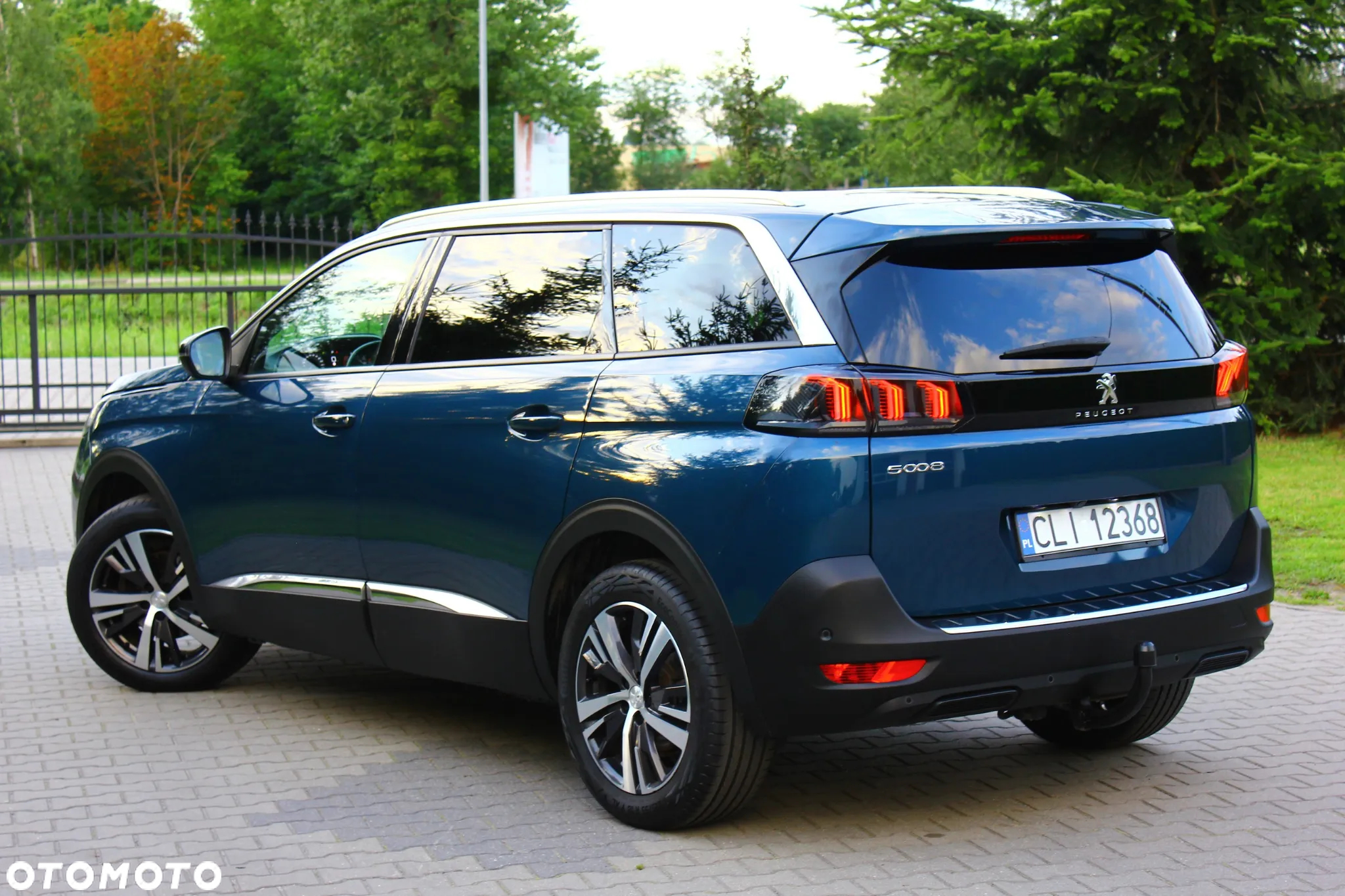 Peugeot 5008 1.5 BlueHDi Allure S&S EAT8 - 5