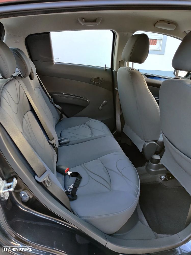 Chevrolet Spark 1.0 L - 1