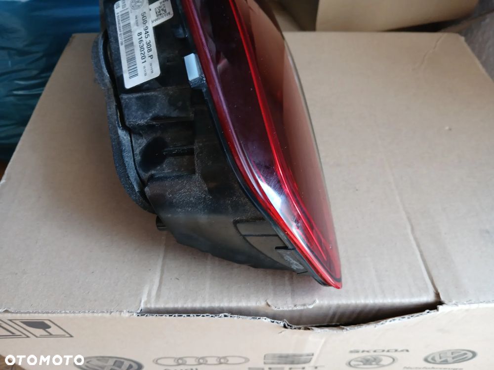 LAMPA PRAWY TYL  VW GOLF VII 5G0945308P - 5