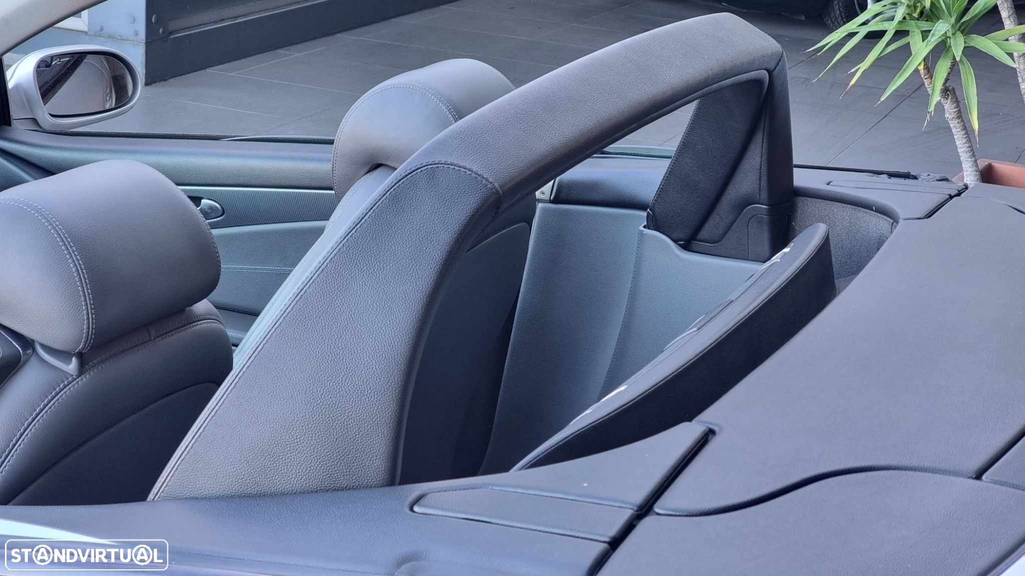 Mercedes-Benz SL 350 - 50