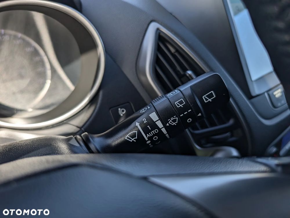 Hyundai ix35 1.7 CRDi 2WD blue Style - 29