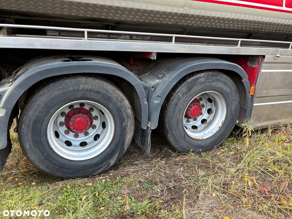 Volvo FM -400 6x4 - 30