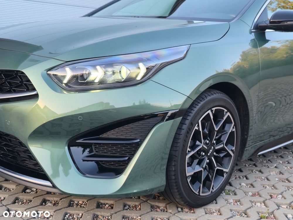 Kia ProCeed 1.5 T-GDI GT Line DCT - 16