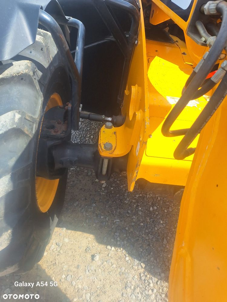 JCB 526-56 Agri Plus - 3
