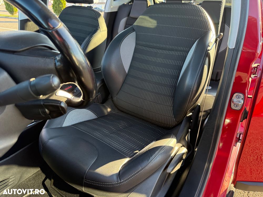 Peugeot 2008 PureTech 110 Stop&Start EAT6 Allure - 17