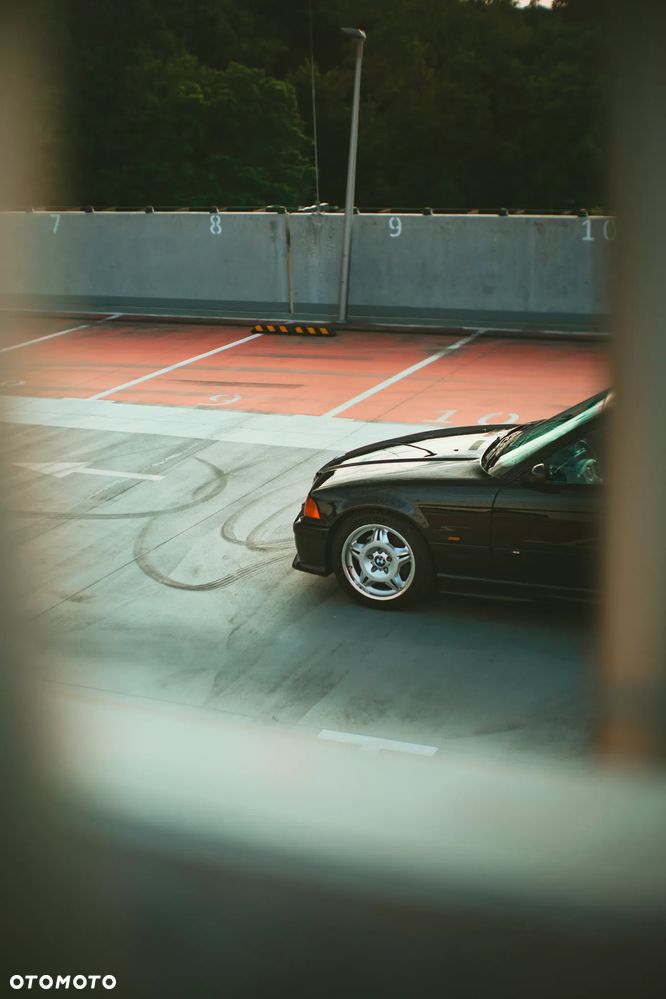 BMW M3 Standard - 25