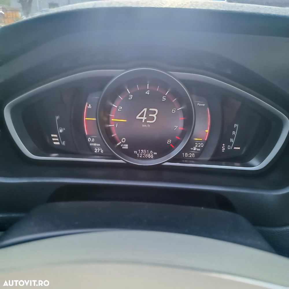 Volvo V40 T4 Aut. Inscription - 10