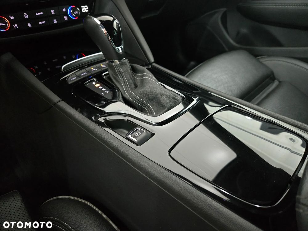 Opel Insignia 2.0 CDTI 4x4 Ultimate S&S - 22