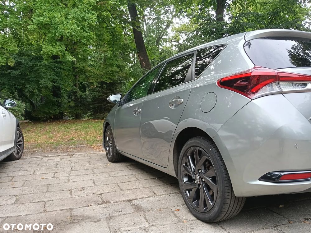 Toyota Auris 1.8 VVT-i Automatik Comfort - 4