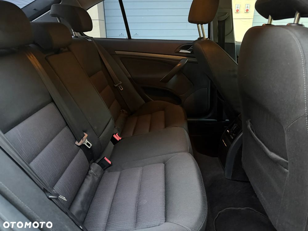 Skoda Octavia 1.6 Elegance - 9