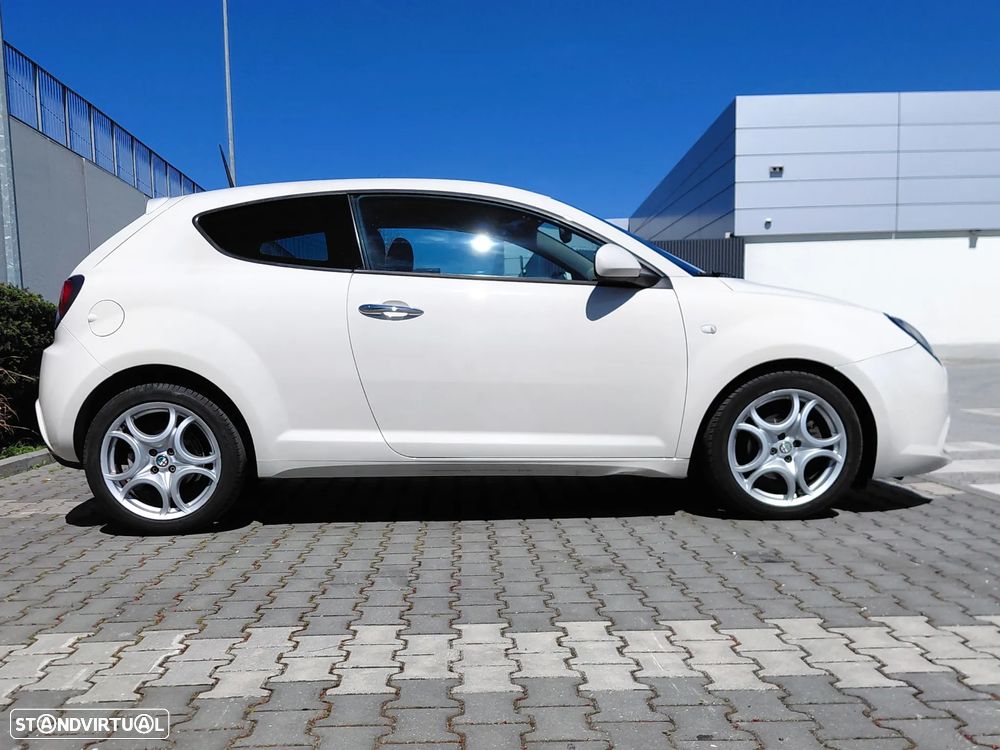 Alfa Romeo MiTo - 10