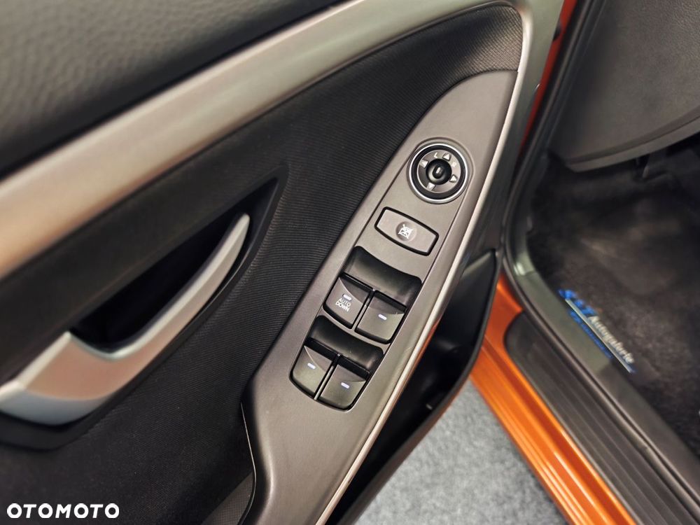 Hyundai i30 blue 1.4 YES Gold - 10