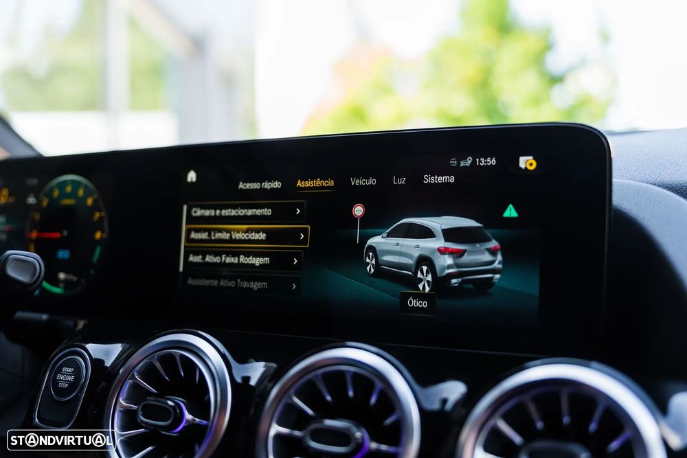 Mercedes-Benz GLA 250 e AMG Line - 14