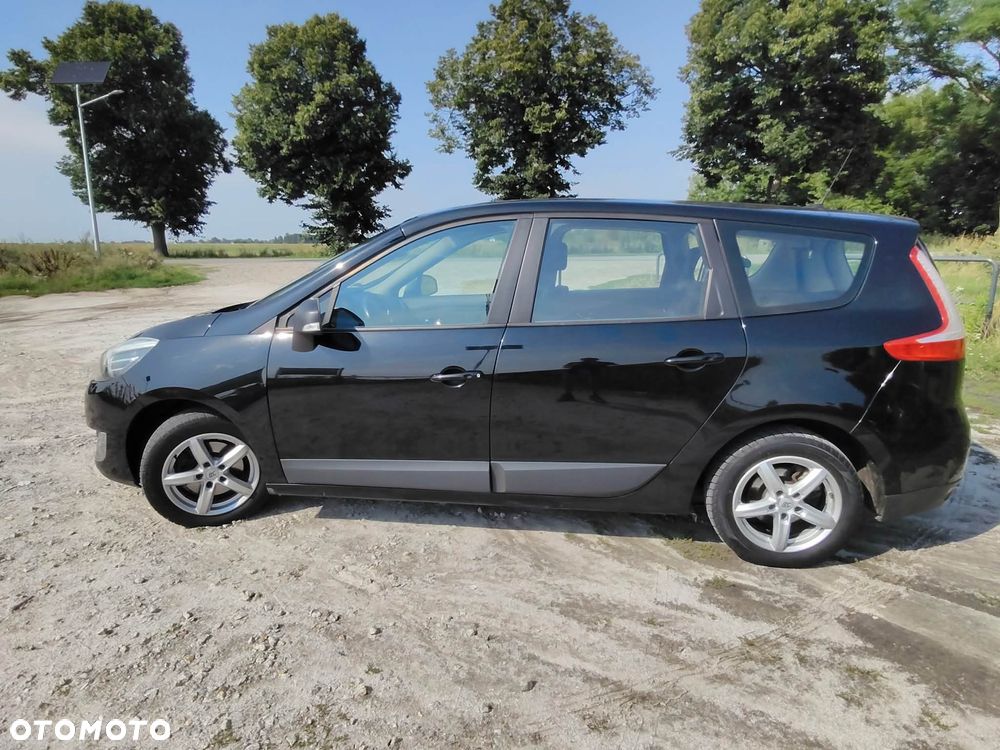 Renault Scenic 1.5 dCi Life EDC - 6