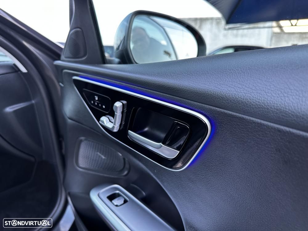 Mercedes-Benz C 300 e T 9G-TRONIC Avantgarde - 44