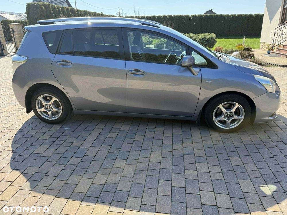Toyota Verso 2.0 D-4D Sol 7os - 27