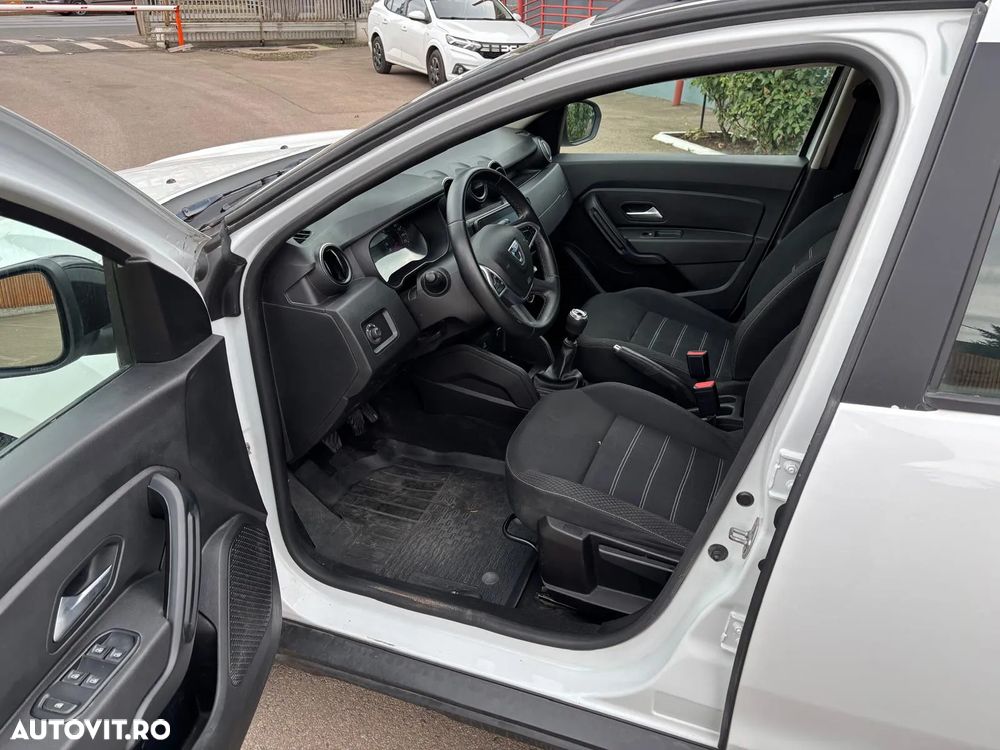Dacia Duster 1.5 Blue dCi 4WD Comfort - 11