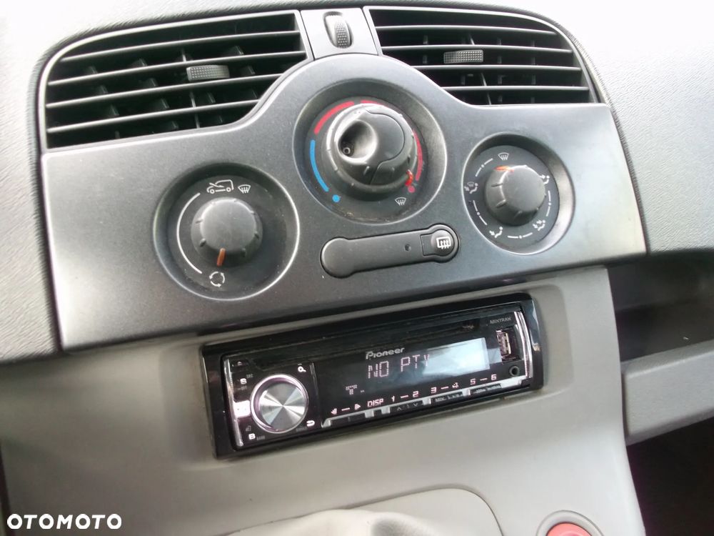 Renault Kangoo 1.6 16V 105 Expression - 2