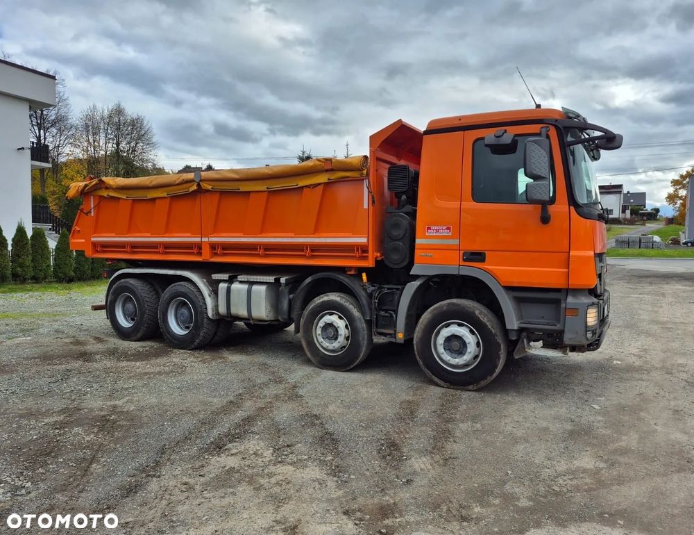 Mercedes-Benz Actros - 11