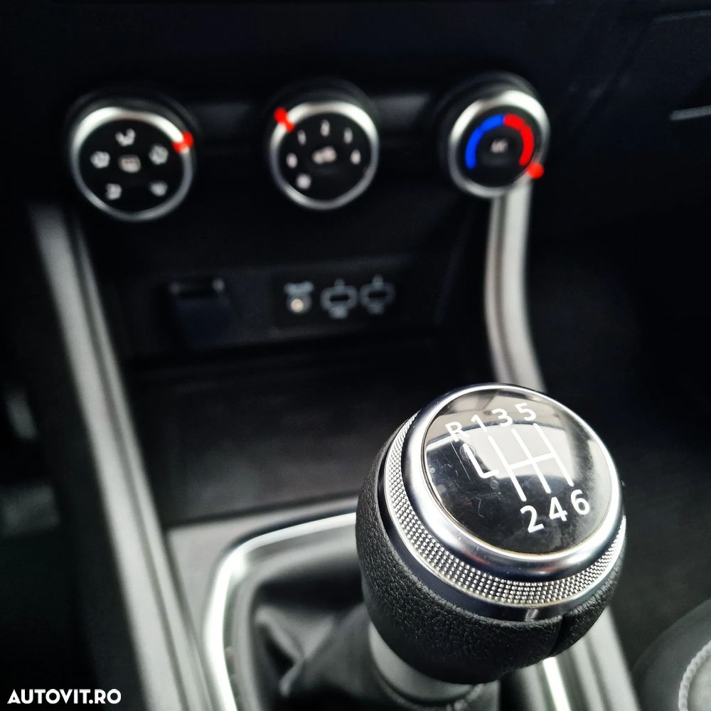 Renault Captur TCe 90 Equilibre - 20