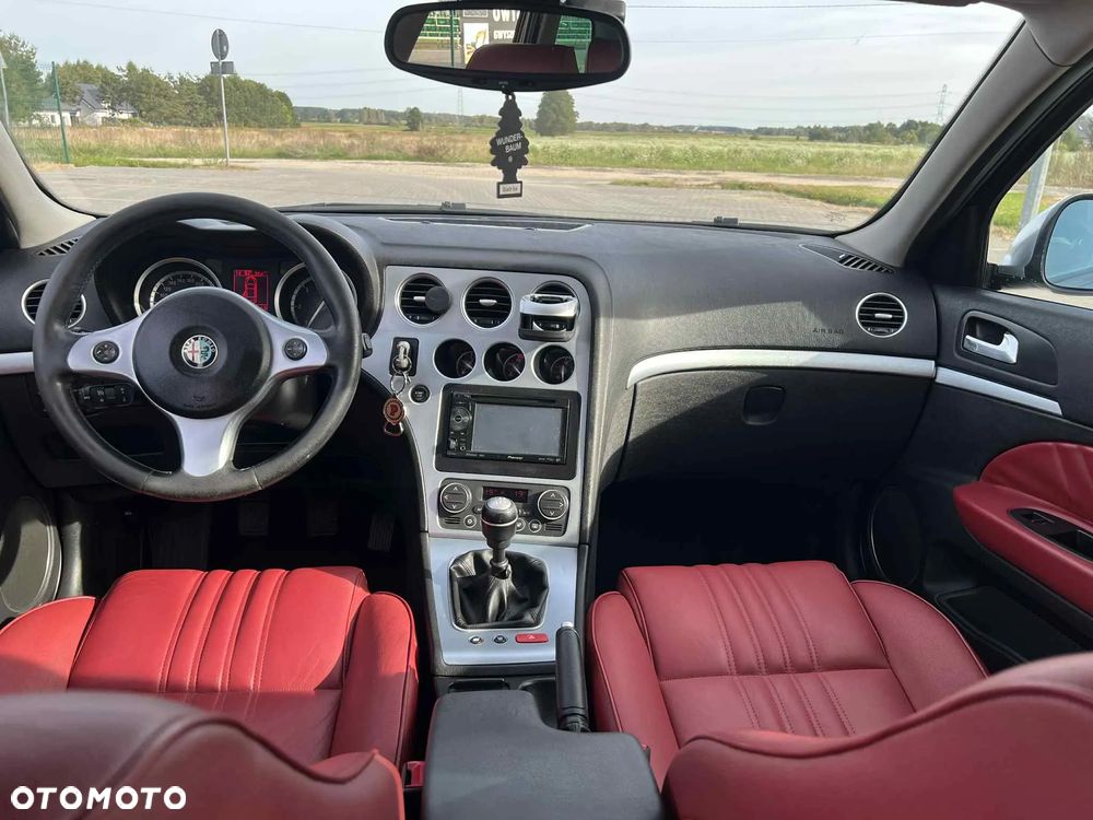 Alfa Romeo 159 - 5
