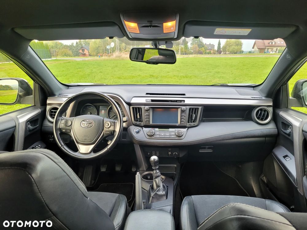 Toyota RAV4 - 14