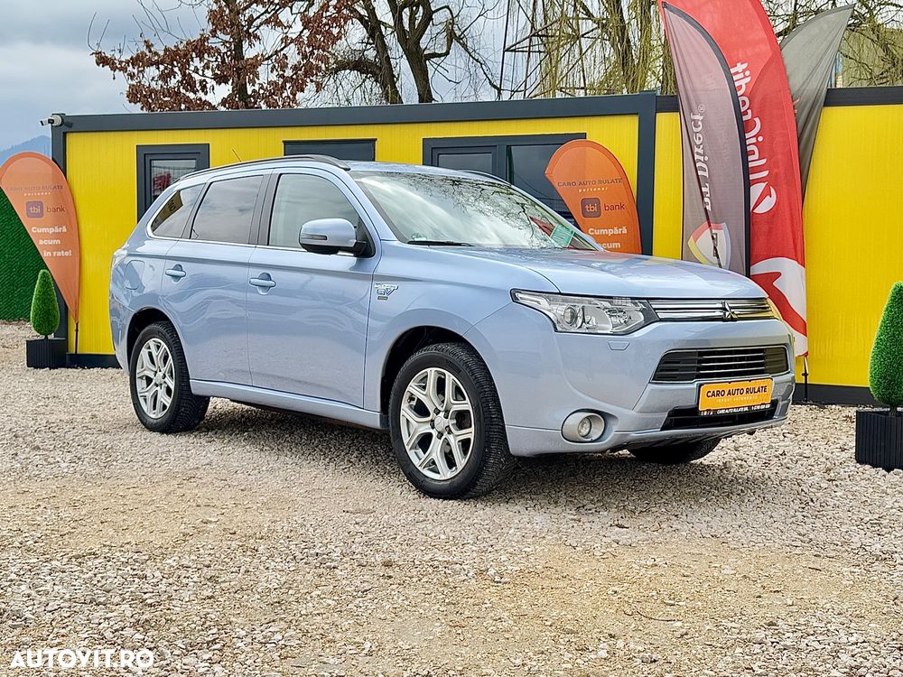 Mitsubishi Outlander 2.0 4WD Top - 6