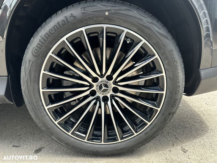Mercedes-Benz GLC Coupe 300 de 4Matic 9G-TRONIC AMG Line Advanced - 10