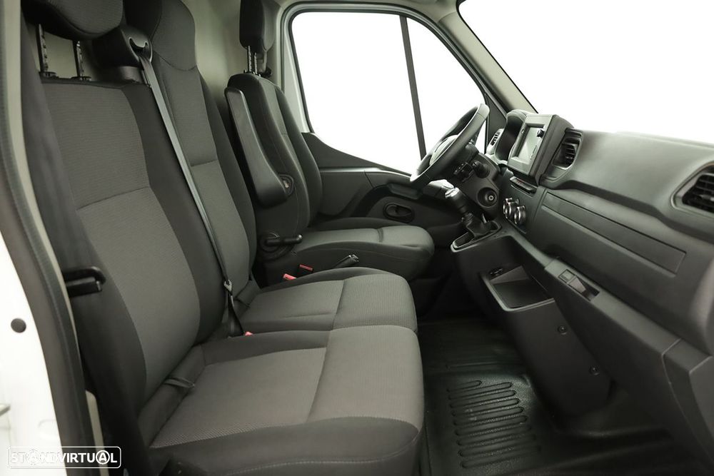 Renault master ver-2-3-dci-l2h2-3-5t - 17