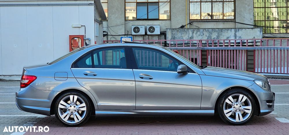 Mercedes-Benz C 220 (BlueTEC) d 7G-TRONIC Avantgarde - 22