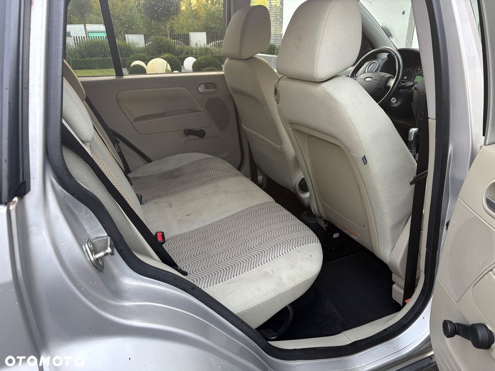 Ford Fusion - 13