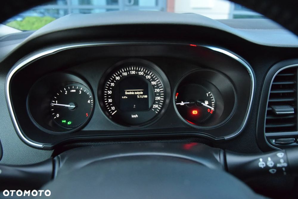 Renault Megane 1.5 dCi Energy Limited EU6 - 9