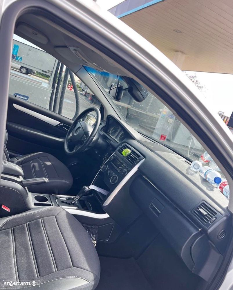 Mercedes-Benz B 200 CDI Autotronic - 11