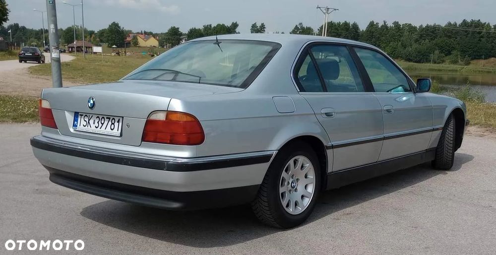 BMW Seria 7 - 19