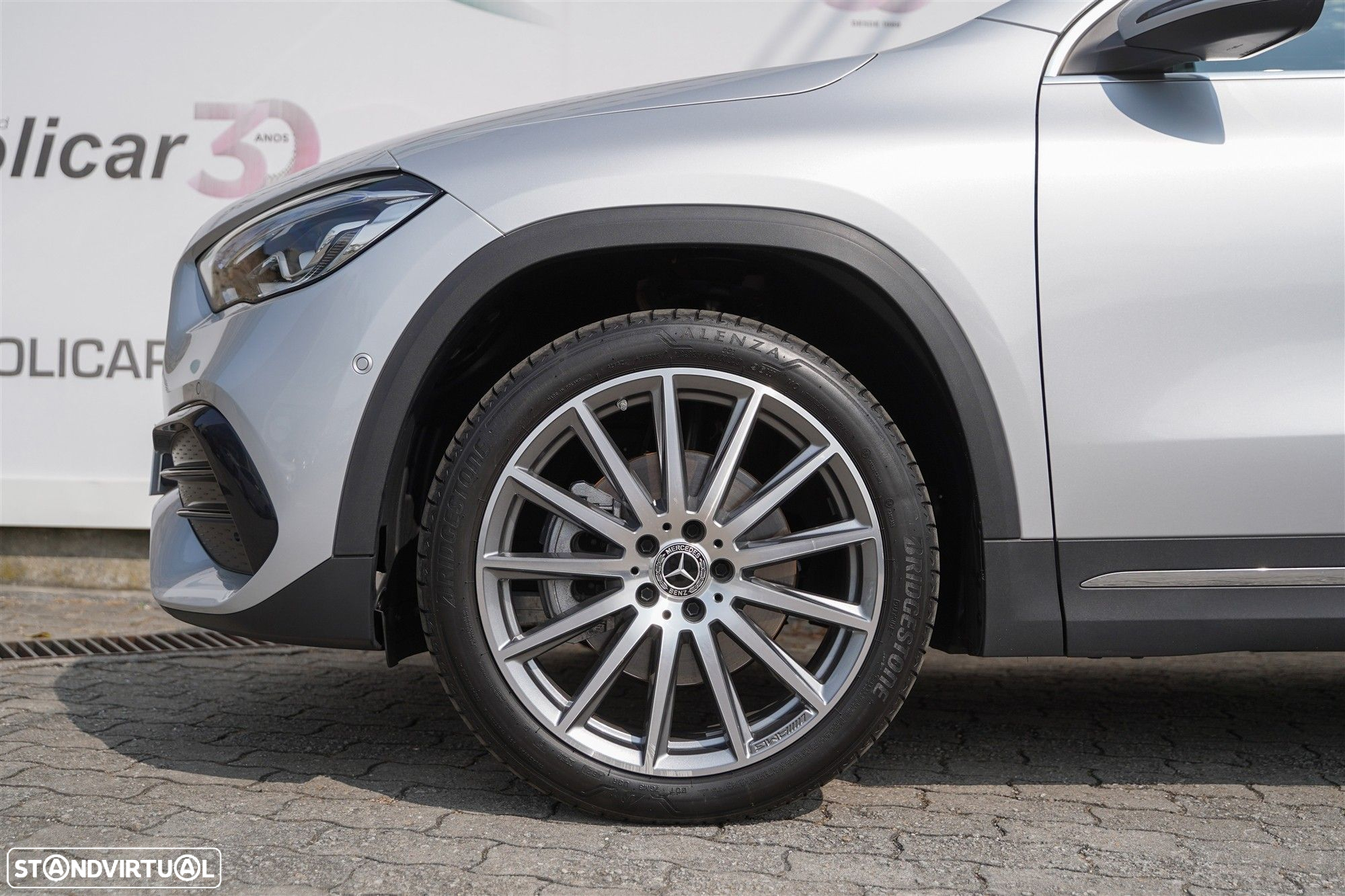 Mercedes-Benz GLA 250 e AMG Line - 12
