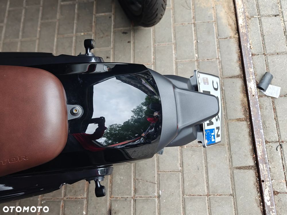 QJMOTOR SRV 125 - 10