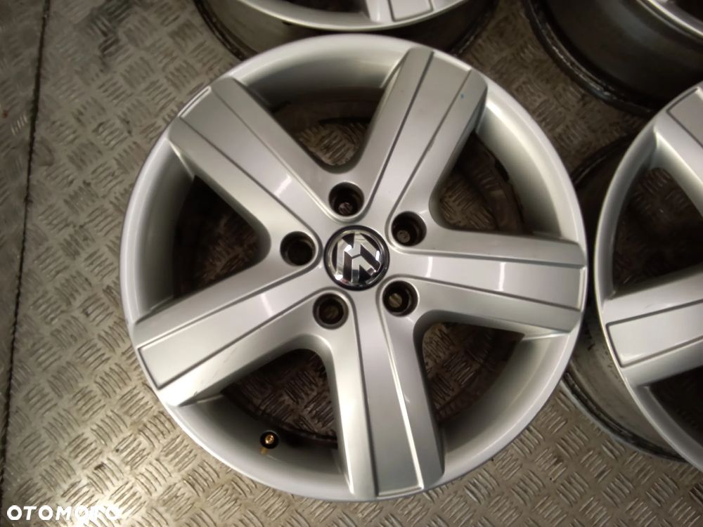 Felgi Vw Transporter T5 T6 Multivan 7Jx17 et55 5x120 - 5