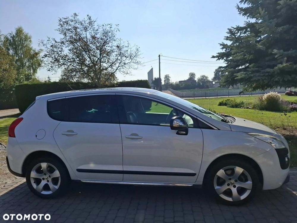 Peugeot 3008 2.0 HDi Allure - 4