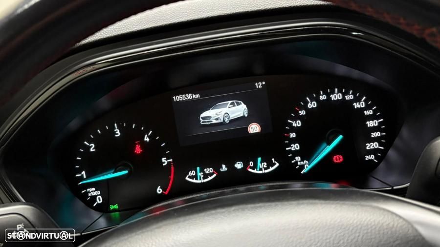 Ford Focus 1.5 TDCi ECOBlue ST-Line - 23
