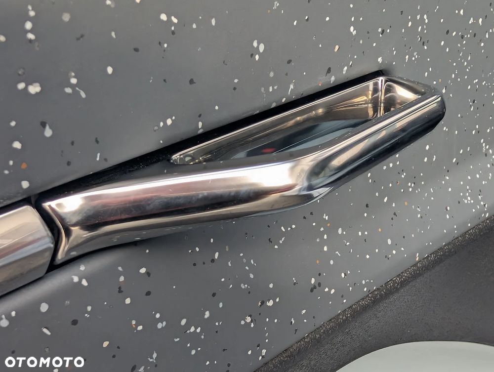 Volvo EX30 Twin Motor Performance AWD Ultra - 29