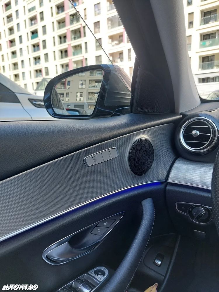 Mercedes-Benz E 200 4MATIC Aut. - 19