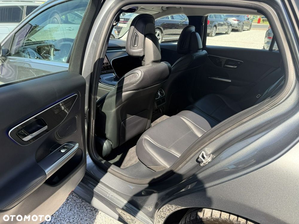 Mercedes-Benz Klasa C 200 d 9G-TRONIC AMG Line - 25