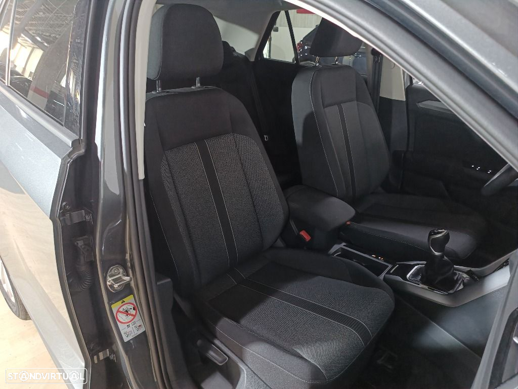 VW T-Roc 1.0 TSI Urban - 15