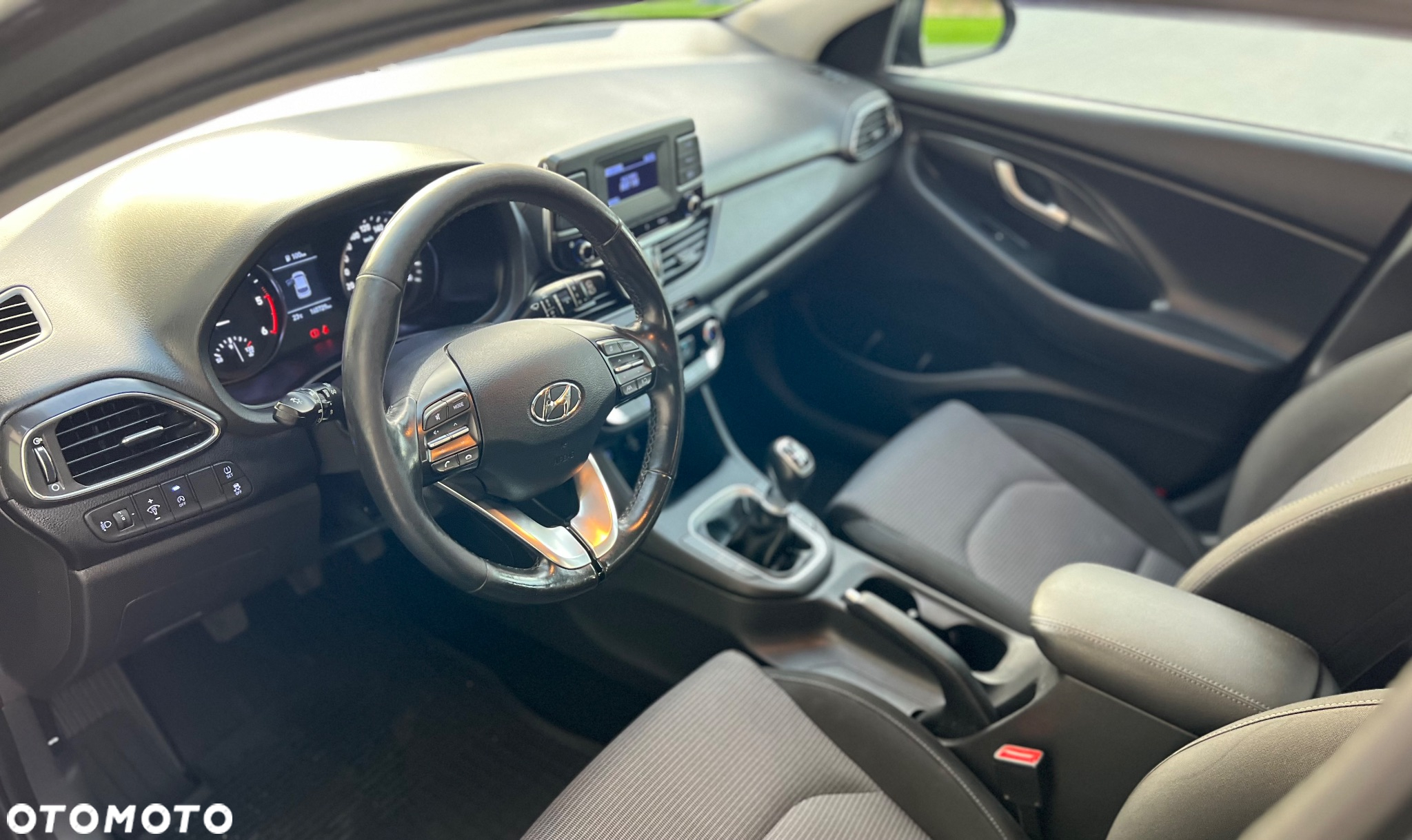 Hyundai i30 1.6 D Classic + - 20