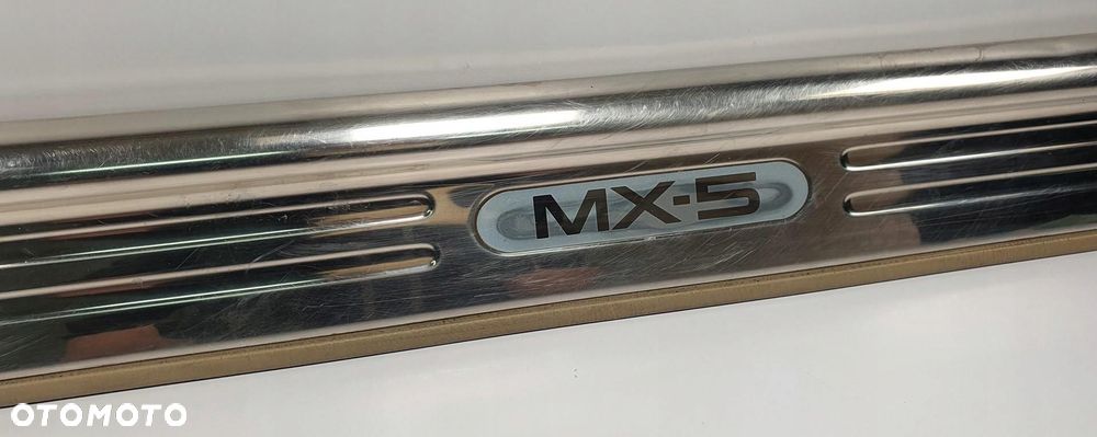 LISTWA NAKŁADKA PROGU PRAWY PRZÓD MAZDA MX-5 II NB NC1068710 - 9