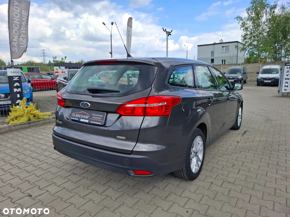 Ford Focus - 12